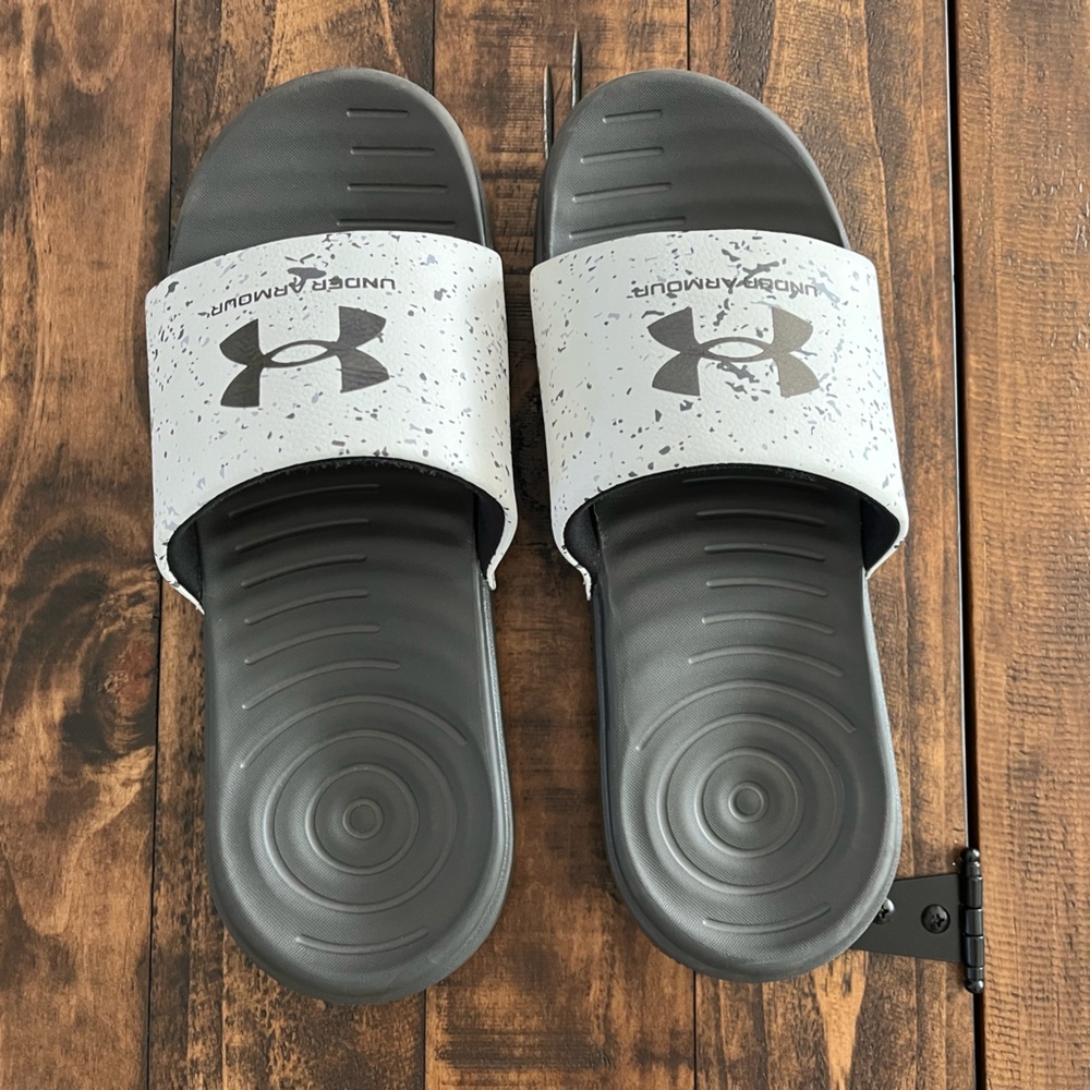 Underarmour slides